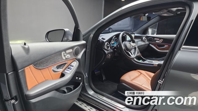 Mercedes-Benz GLC-Class 2021 — photo 13