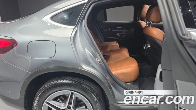 Mercedes-Benz GLC-Class 2021 — photo 17