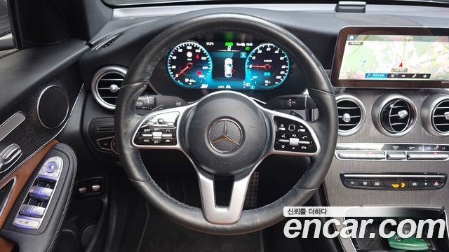 Mercedes-Benz GLC-Class 2021 — photo 20