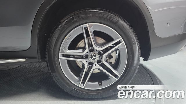 Mercedes-Benz GLC-Class 2021 — photo 7