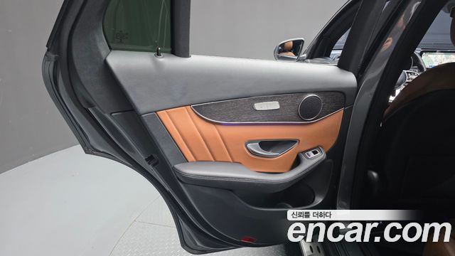 Mercedes-Benz GLC-Class 2021 — photo 15
