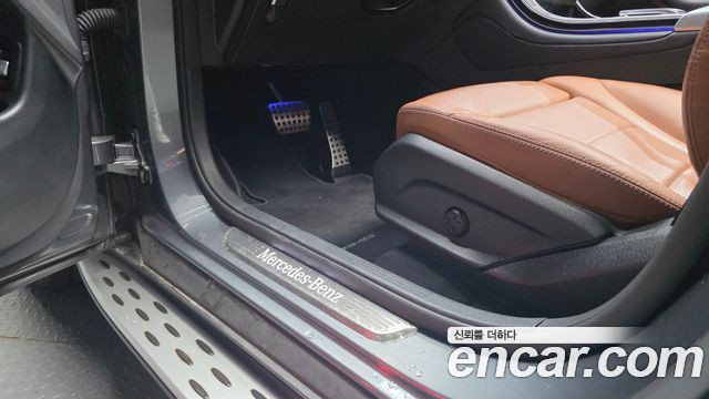 Mercedes-Benz GLC-Class 2021 — photo 31