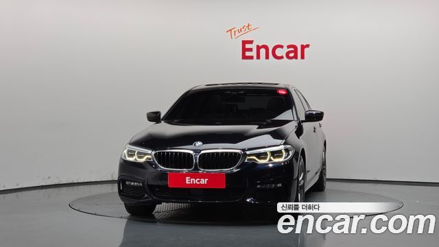 BMW 5-Series 2018 — photo 3