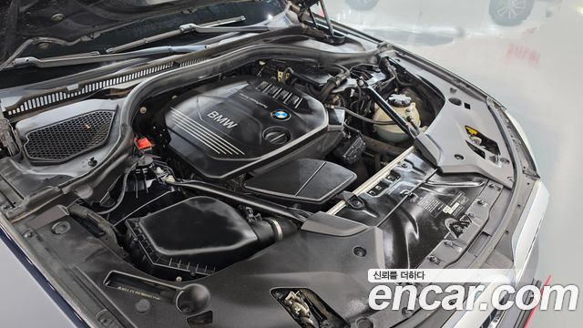 BMW 5-Series 2018 — photo 6