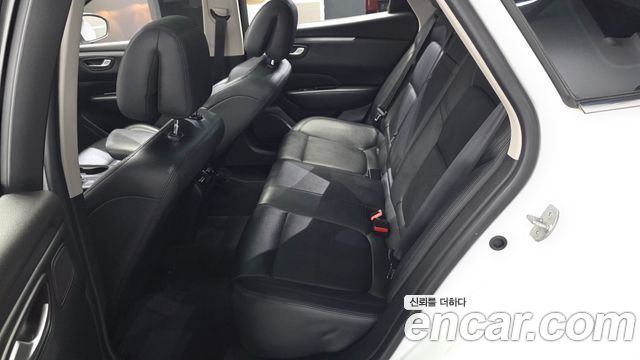 Renault Korea SM6 2019 — photo 17