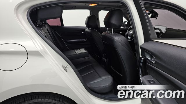 BMW 1-Series 2016 — photo 12