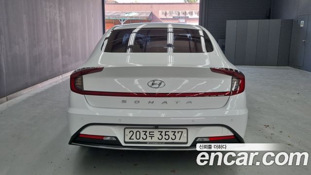 Hyundai Sonata 2022 — photo 4