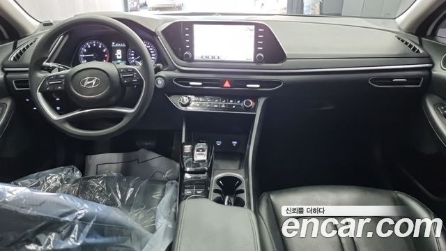Hyundai Sonata 2022 — photo 7