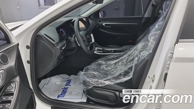 Hyundai Sonata 2022 — photo 9