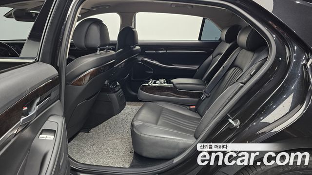 Genesis G90 2019 — photo 18