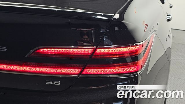 Genesis G90 2019 — photo 9