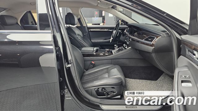 Genesis G90 2019 — photo 16
