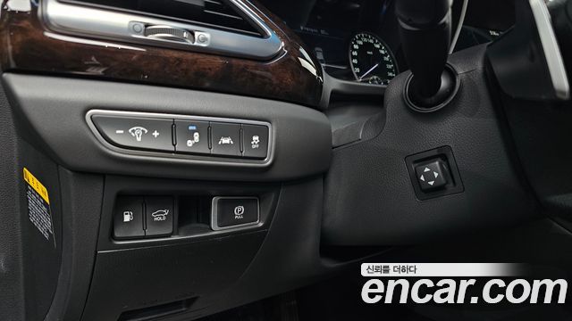 Genesis G90 2019 — photo 28