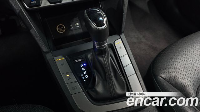 Hyundai AVANTE 2020 — photo 9
