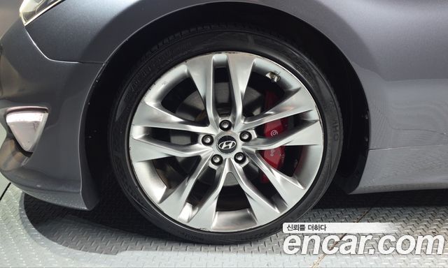Hyundai Genesis 2015 — photo 5