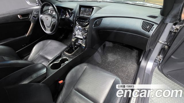 Hyundai Genesis 2015 — photo 10