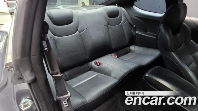 Hyundai Genesis 2015 — photo 18