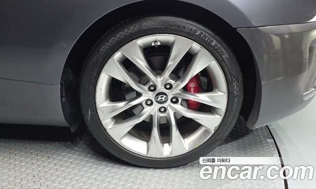 Hyundai Genesis 2015 — photo 7