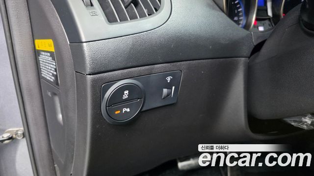 Hyundai Genesis 2015 — photo 27