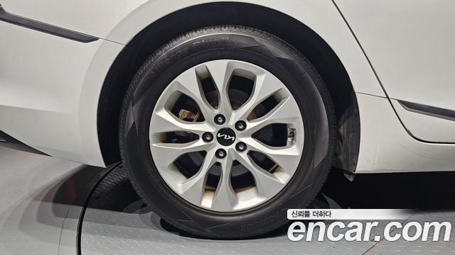 Kia K8 2022 — photo 5