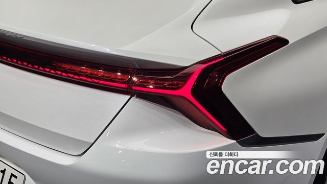 Kia K8 2022 — photo 9