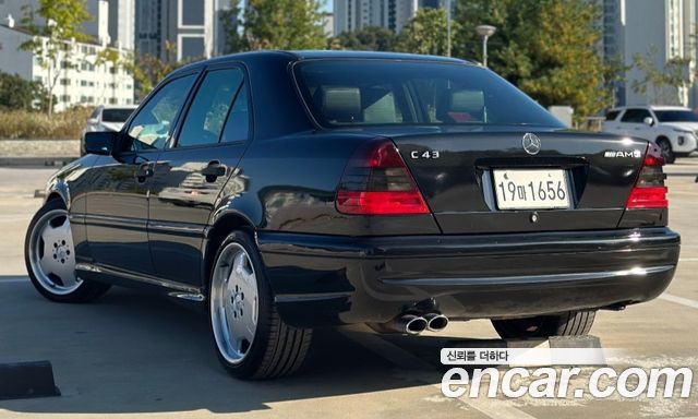 Mercedes-Benz C-Class 1999 — photo 2