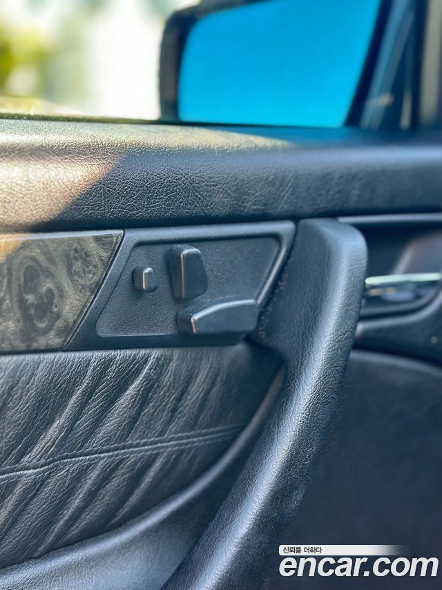 Mercedes-Benz C-Class 1999 — photo 12