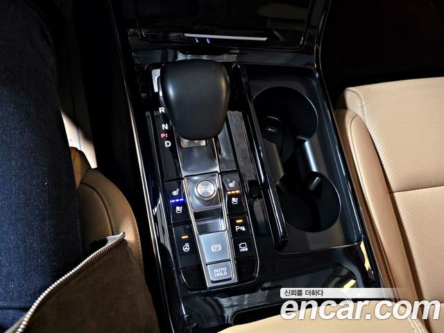 Kia K7 2020 — photo 17