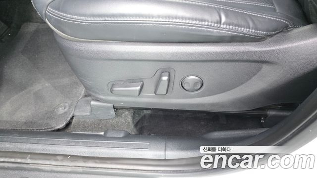 Hyundai Santafe 2021 — photo 31