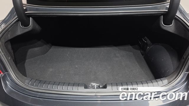 Hyundai Grandeur 2018 — photo 20