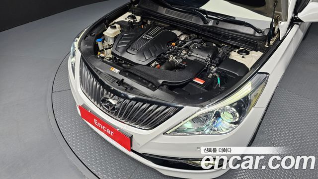 Hyundai Grandeur 2015 — photo 6