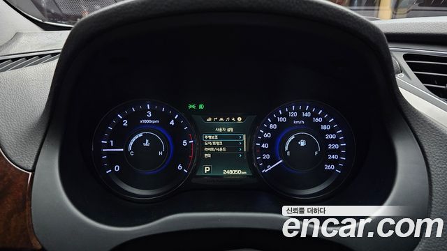 Hyundai Grandeur 2015 — photo 8