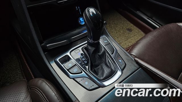 Hyundai Grandeur 2015 — photo 9