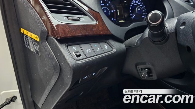 Hyundai Grandeur 2015 — photo 17