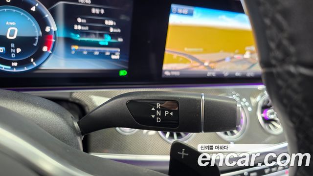 Mercedes-Benz CLS-Class 2019 — photo 12