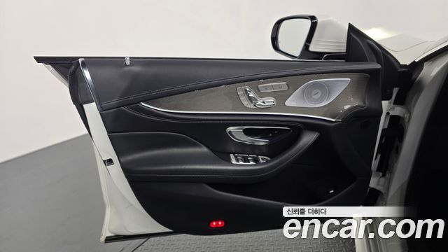 Mercedes-Benz CLS-Class 2019 — photo 14