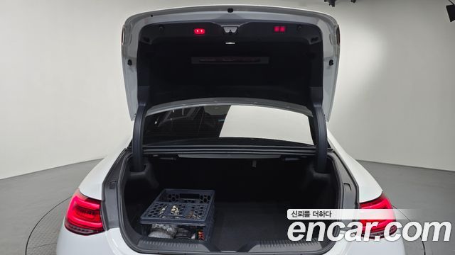 Mercedes-Benz CLS-Class 2019 — photo 27