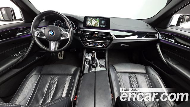 BMW 5-Series 2018 — photo 7