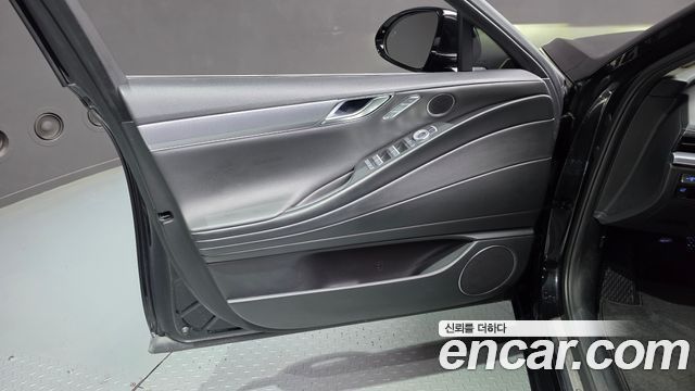 Genesis G80 2021 — photo 14