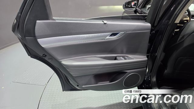 Genesis G80 2021 — photo 15