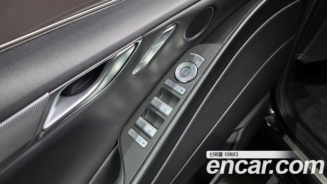 Genesis G80 2021 — photo 27
