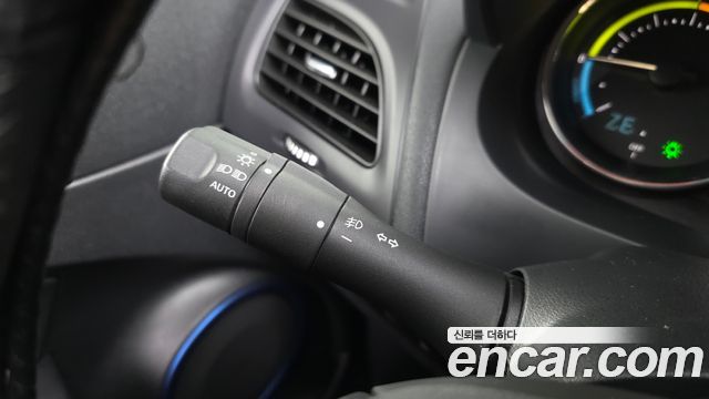 Renault Korea SM3 2019 — photo 34