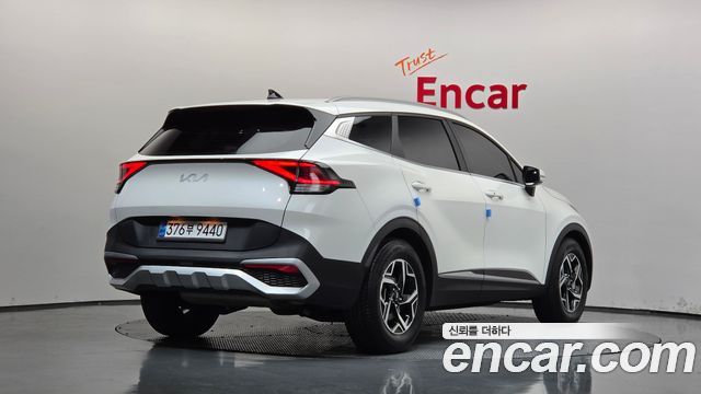 Kia Sportage 2022 — photo 2