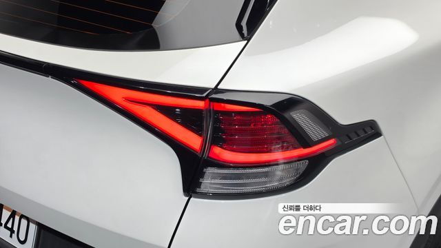 Kia Sportage 2022 — photo 9