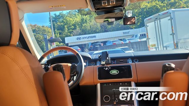 Land Rover Range Rover 2020 — photo 7