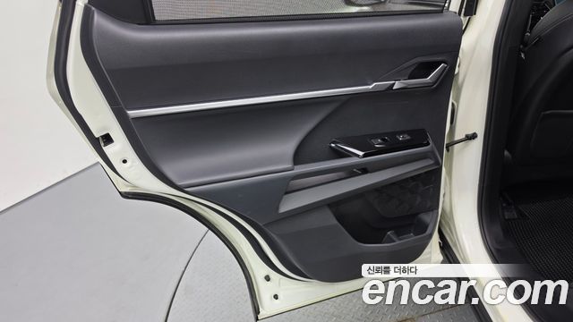 KG Mobility Torres 2023 — photo 15