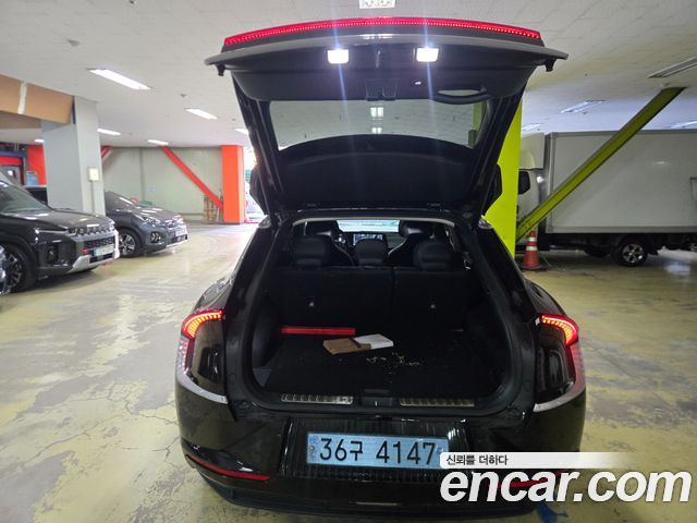 Kia EV6 2022 — photo 18