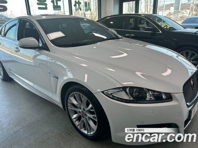 Jaguar XF 2015 — photo 3