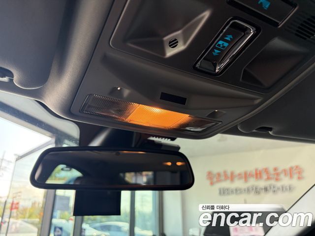 Jaguar XF 2015 — photo 10