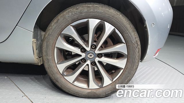Renault Korea Zoe 2021 — photo 7